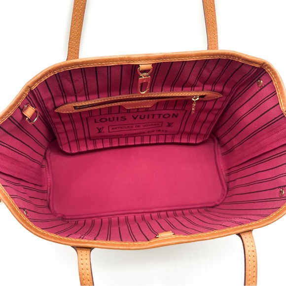 Louis Vuitton Neverfull PM Monogram Shoulder Bag with Pouch - Picture 10 of 17